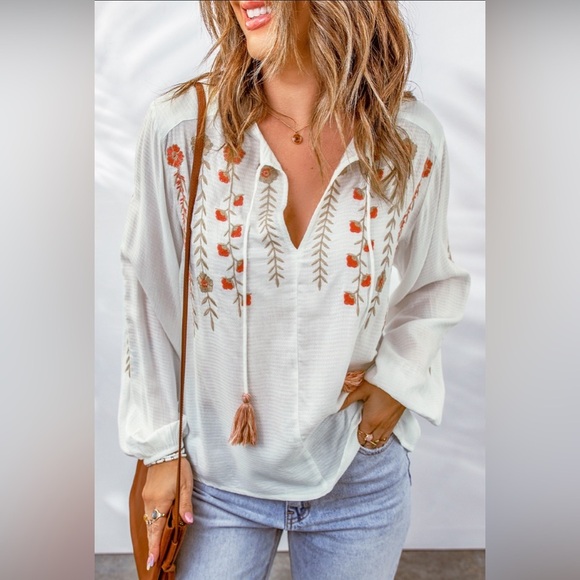 NEW White Floral Embroidered V Neck Boho Blouse with Tassels - Picture 4 of 7